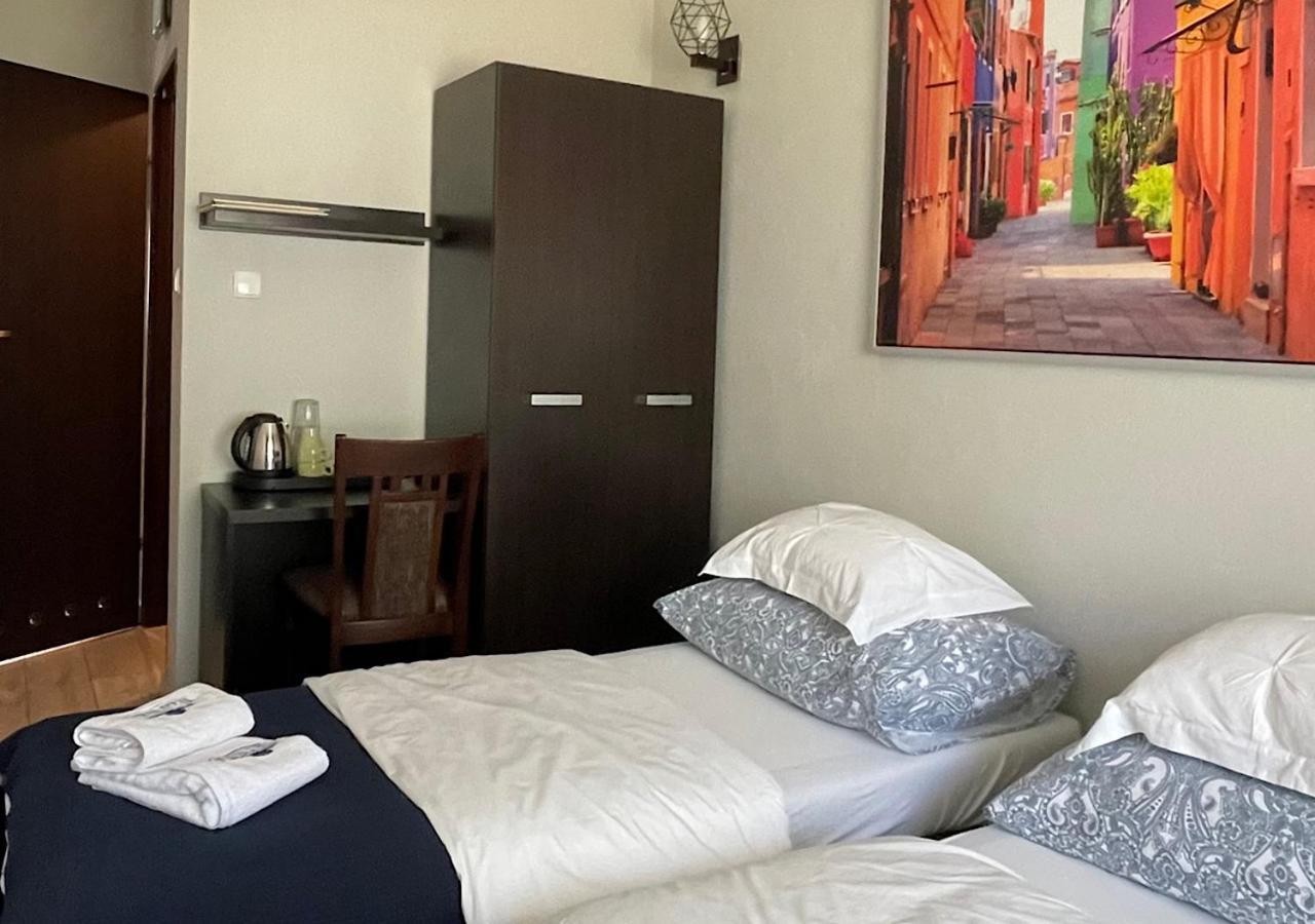 Marmas Jastrzebia Gora Bed & Breakfast Exterior photo