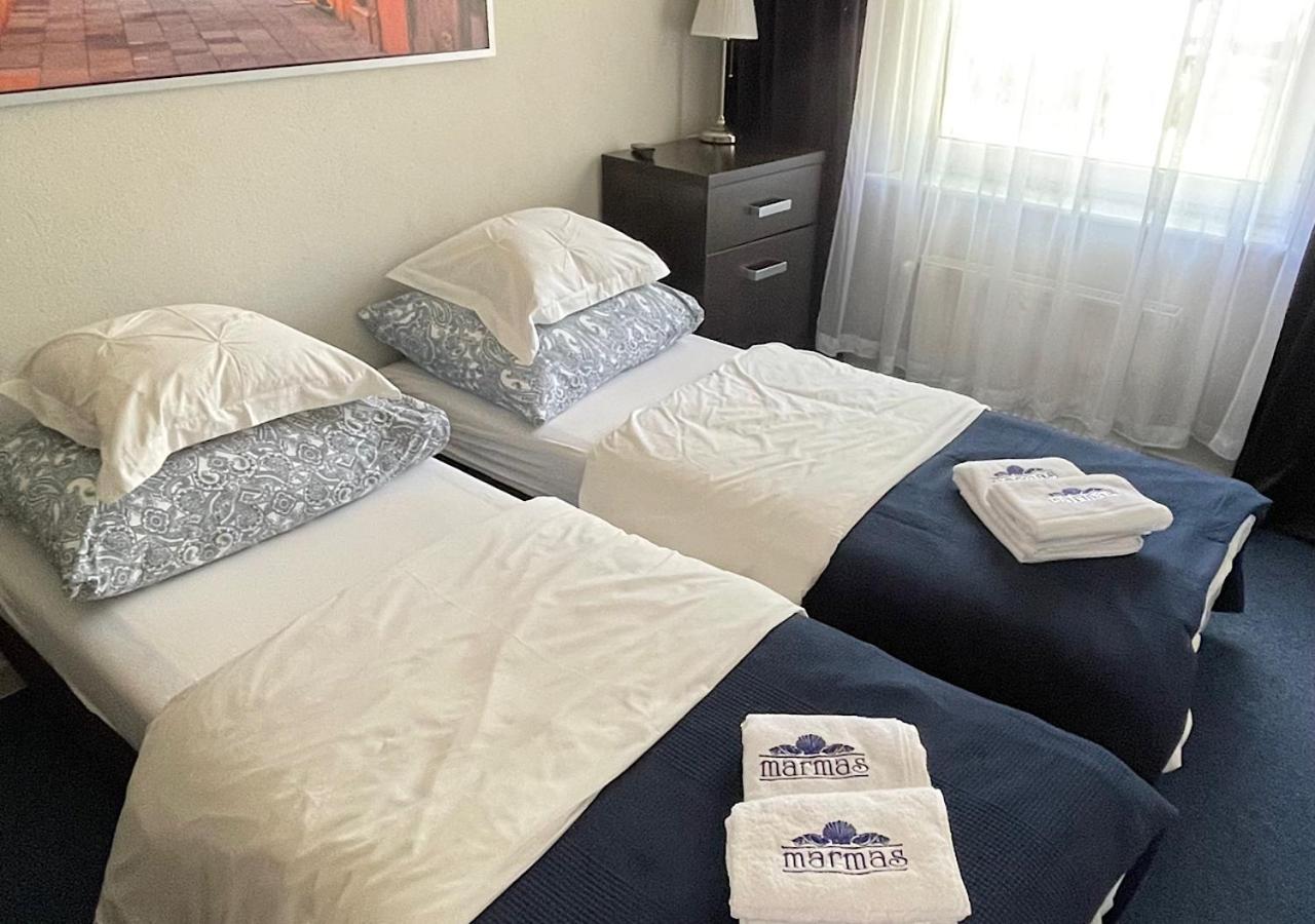 Marmas Jastrzebia Gora Bed & Breakfast Exterior photo